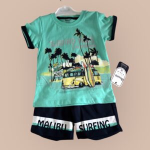 2-delat pojkset. T-shirt+shorts.